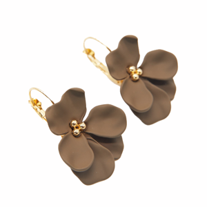 STELLA & GEMMA Earrings Flower Petal Brown with Hook